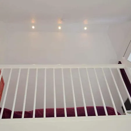 Gallery Comfortable בית נופש *